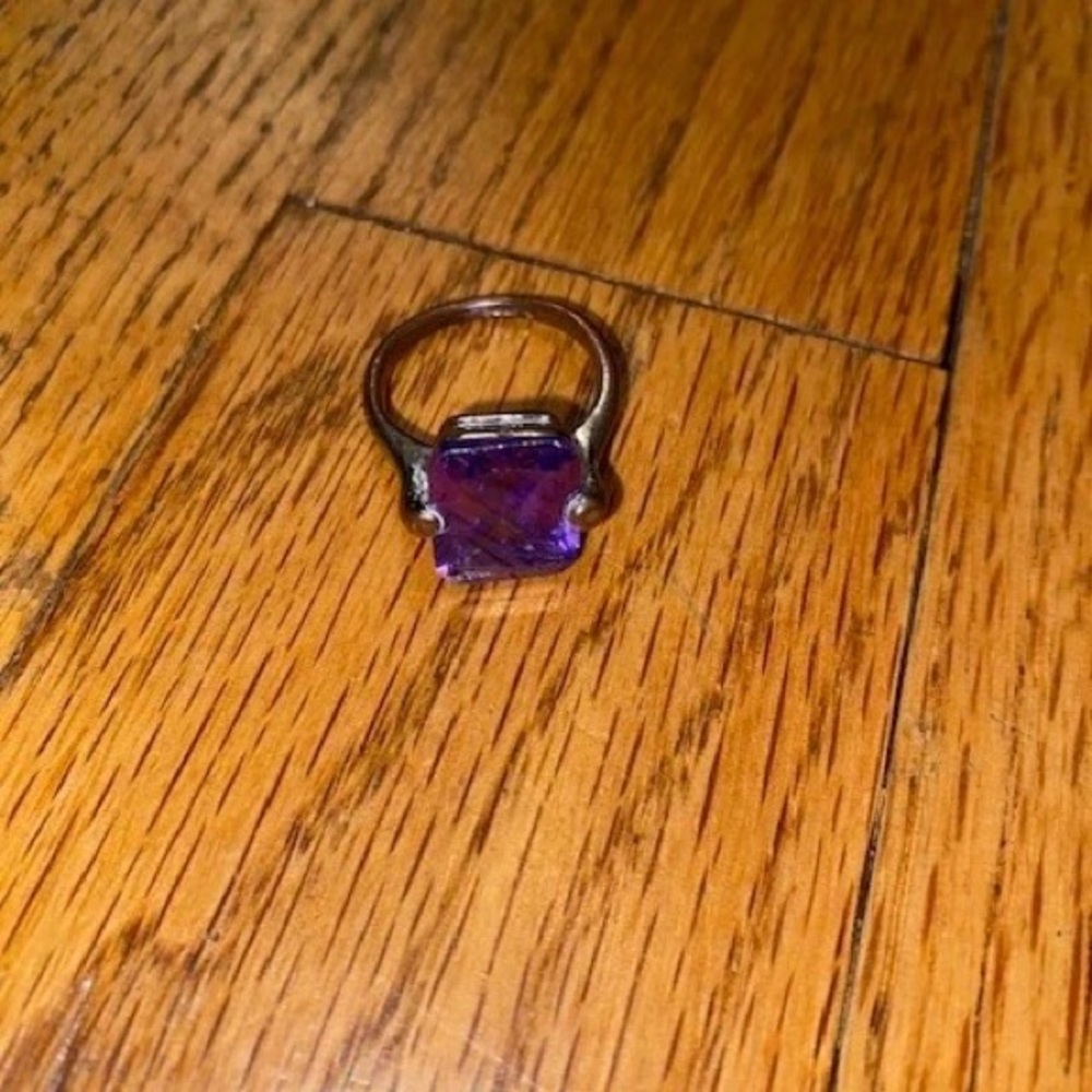 Sterling Silver Purple Crystal Cocktail Ring